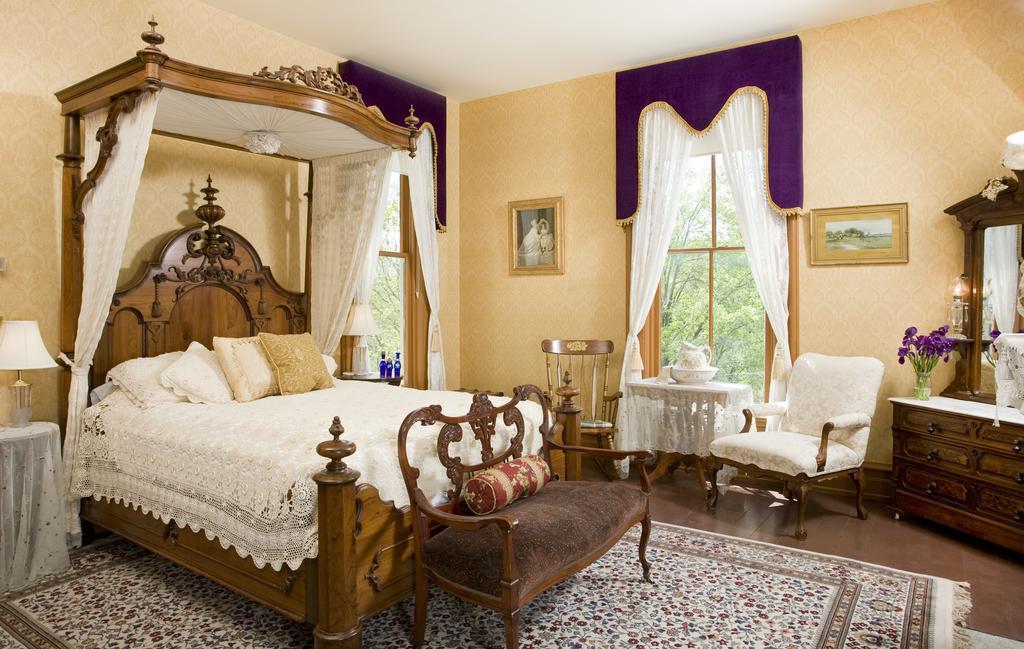 Garth Woodside Mansion Bed And Breakfast Hannibal Kamer foto